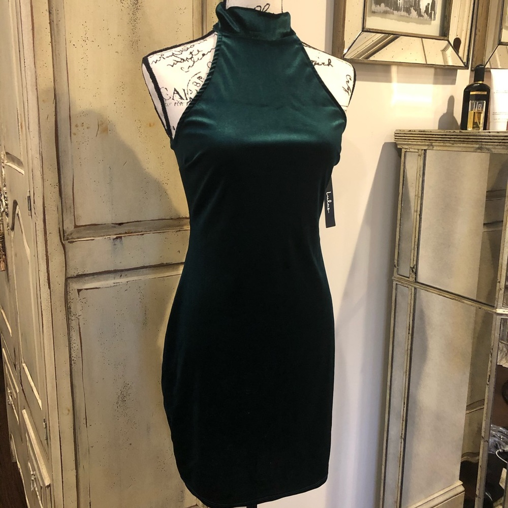 Lulu’s Velvet Halter Bodycon Dress